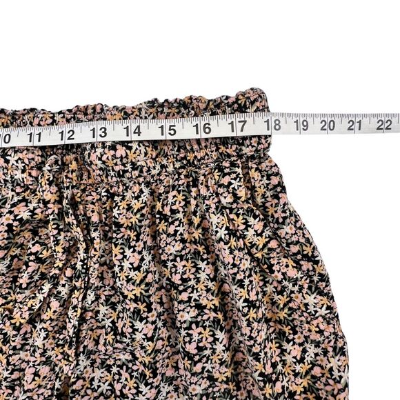 Arizona Jean Co Shorts Medium Ditsy Flower Bloomcore Flowy Boho Fairycore Shorts - Picture 4 of 11